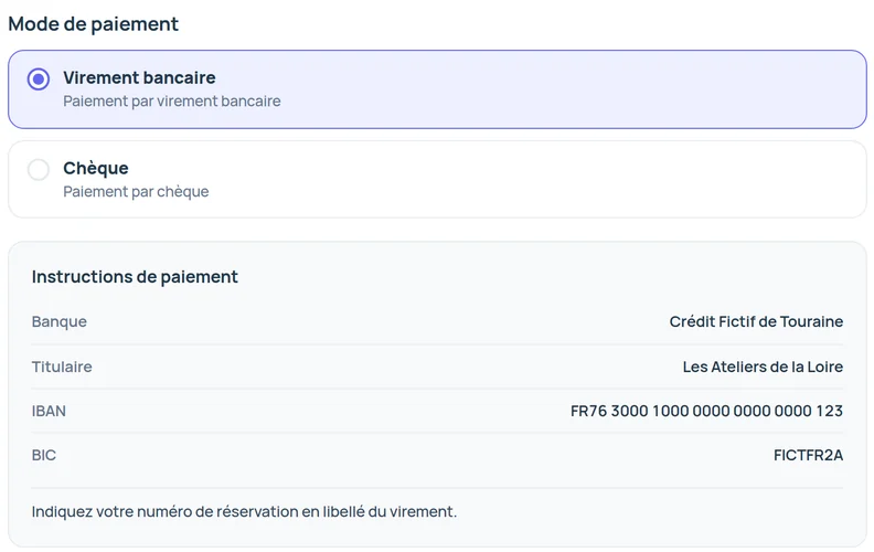 Les moyens de paiement et les instructions de l'organisateur, vus par l'exposant au moment de réserver, avec des coordonnées bancaires fictives.