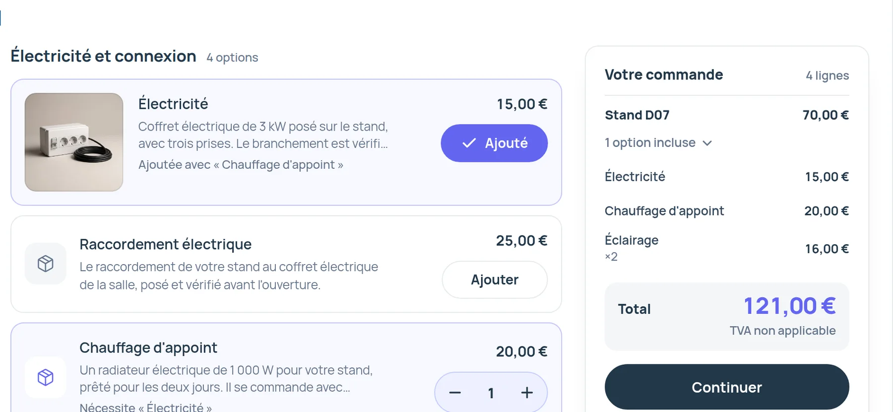 L’étape Composez votre stand, l’électricité ajoutée avec le chauffage d’appoint, deux éclairages, et le stand D07 à 121 €, TVA non applicable.