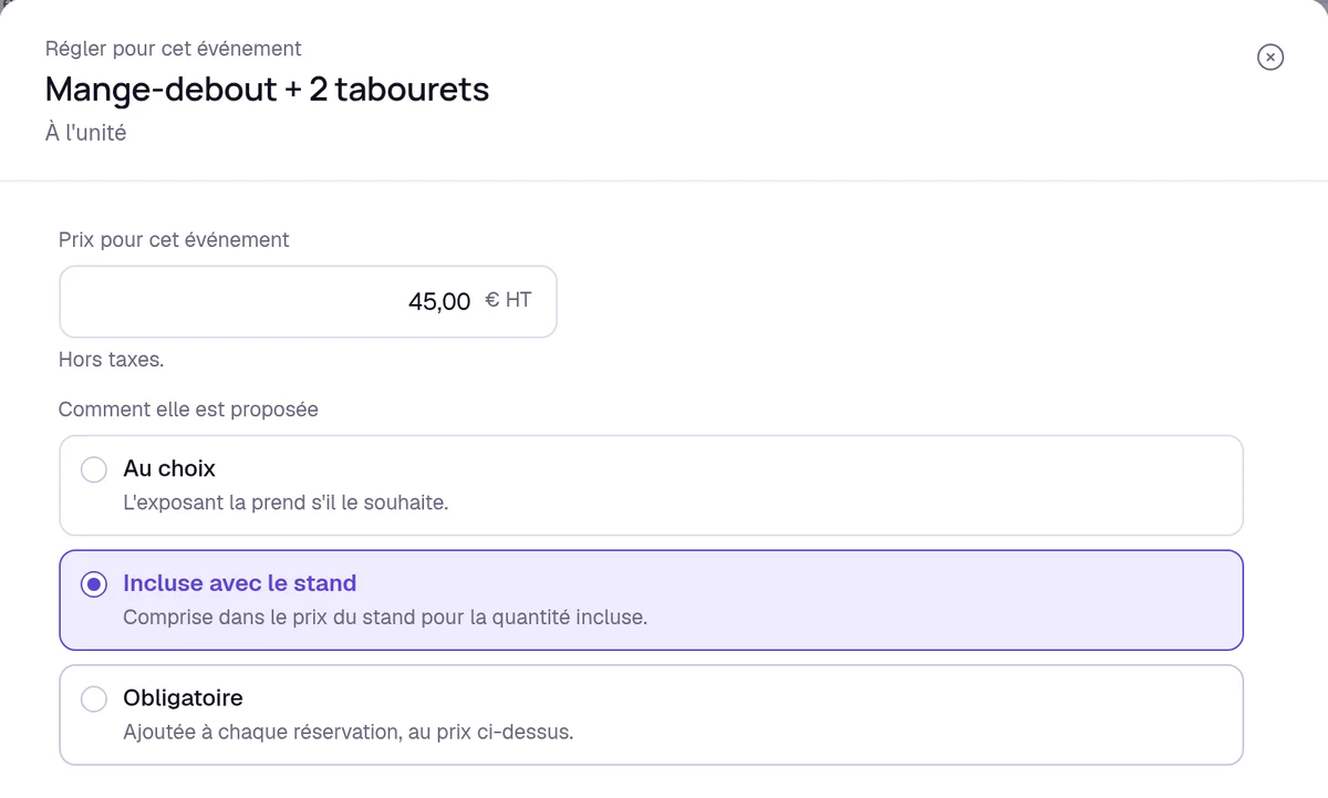 Le réglage d’une option pour un événement dans Keyqo, son prix hors taxes et la façon dont elle est proposée, au choix, incluse avec le stand ou obligatoire.